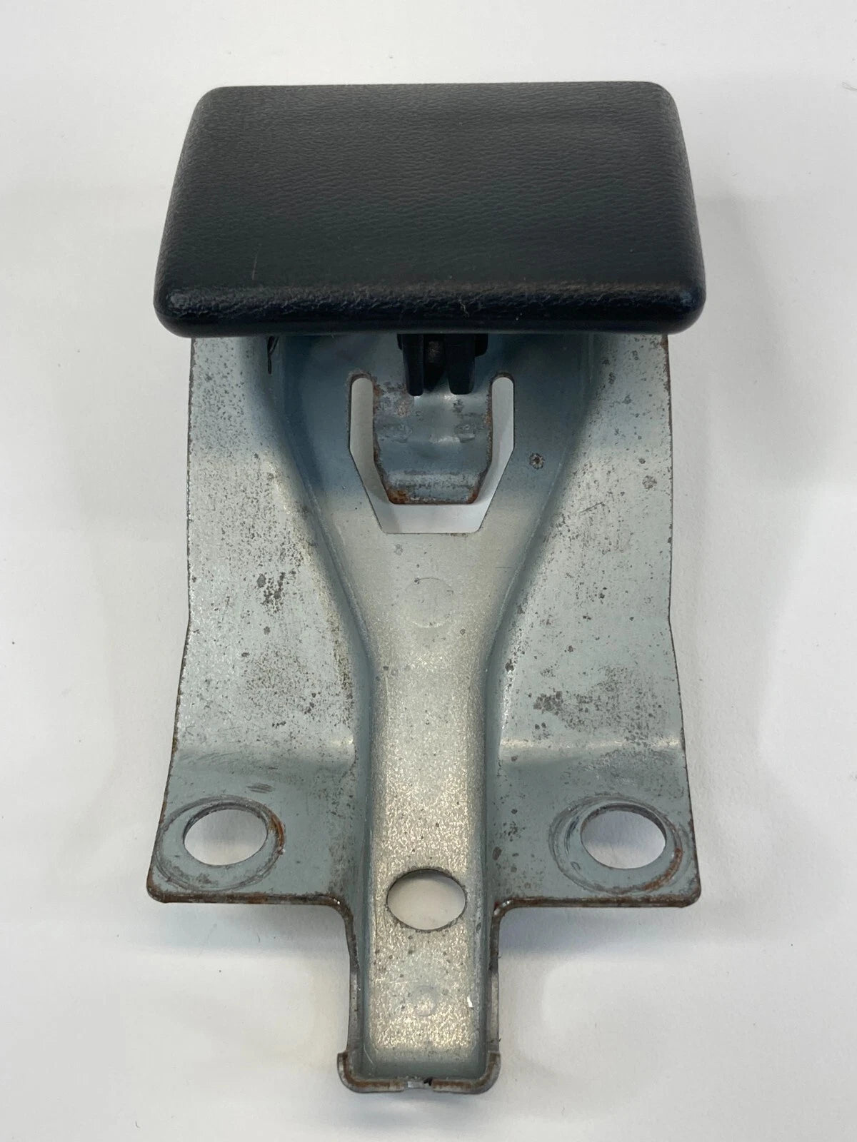 2007 2008 INFINITI G35 HOOD RELEASE HANDLE LEVER HOOD RELEASE HANDLE OEM