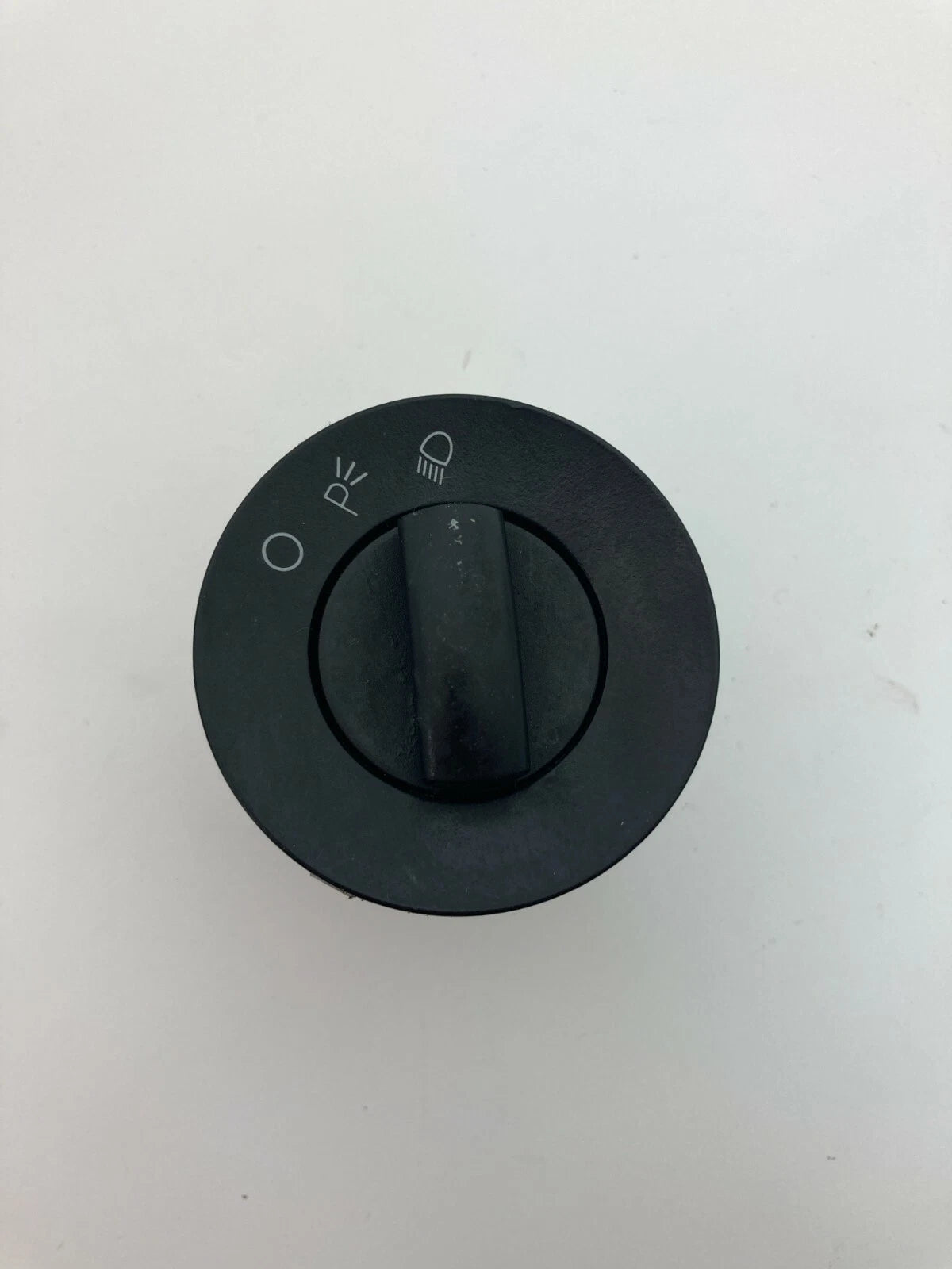 2008 2009 2010 2011 FORD FOCUS SEDAN HEADLIGHT CONTROL SWITCH 8S4T-13D061-AC OEM