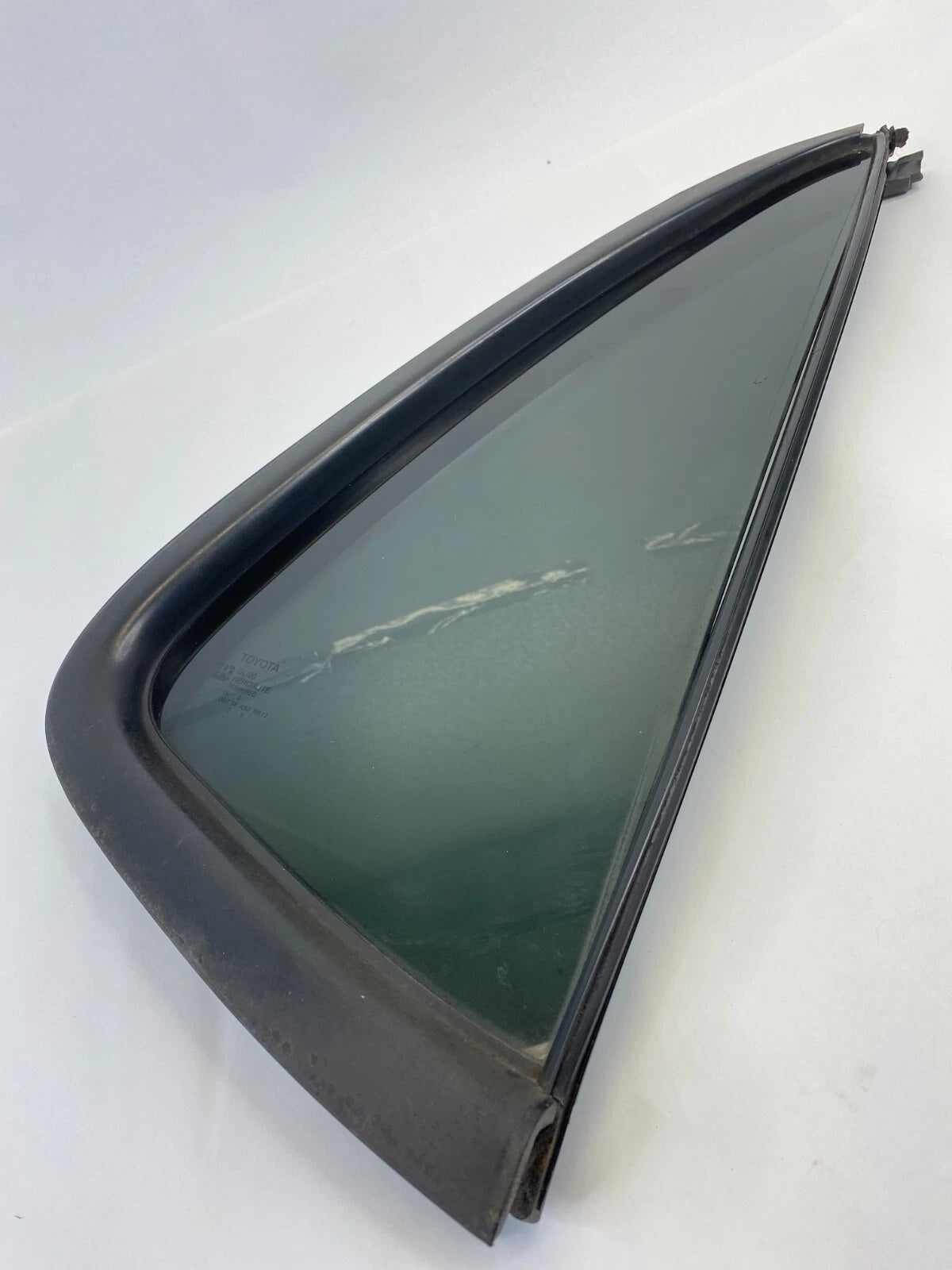 2001-2007 TOYOTA SEQUOIA REAR RIGHT DOOR QUARTER WINDOW GLASS FIXED 68188-0C010