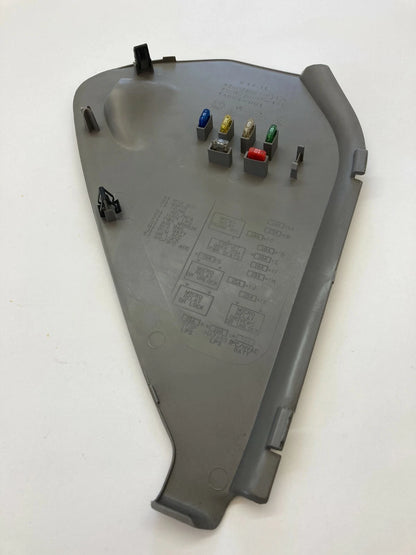 97-03 CHEVY MALIBU LEFT SIDE DASH FUSE BOX END CAP PANEL COVER TRIM 22602203 OEM