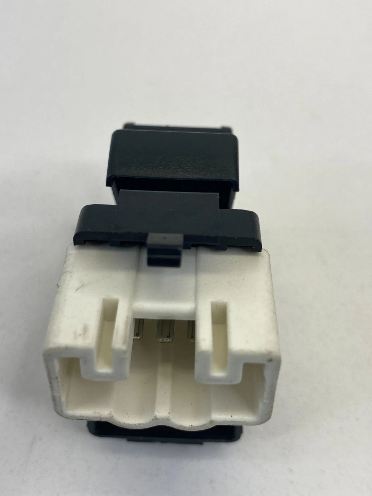 2004-2009 TOYOTA PRIUS REAR LEFT SIDE DOOR POWER WINDOW CONTROL SWITCH OEM