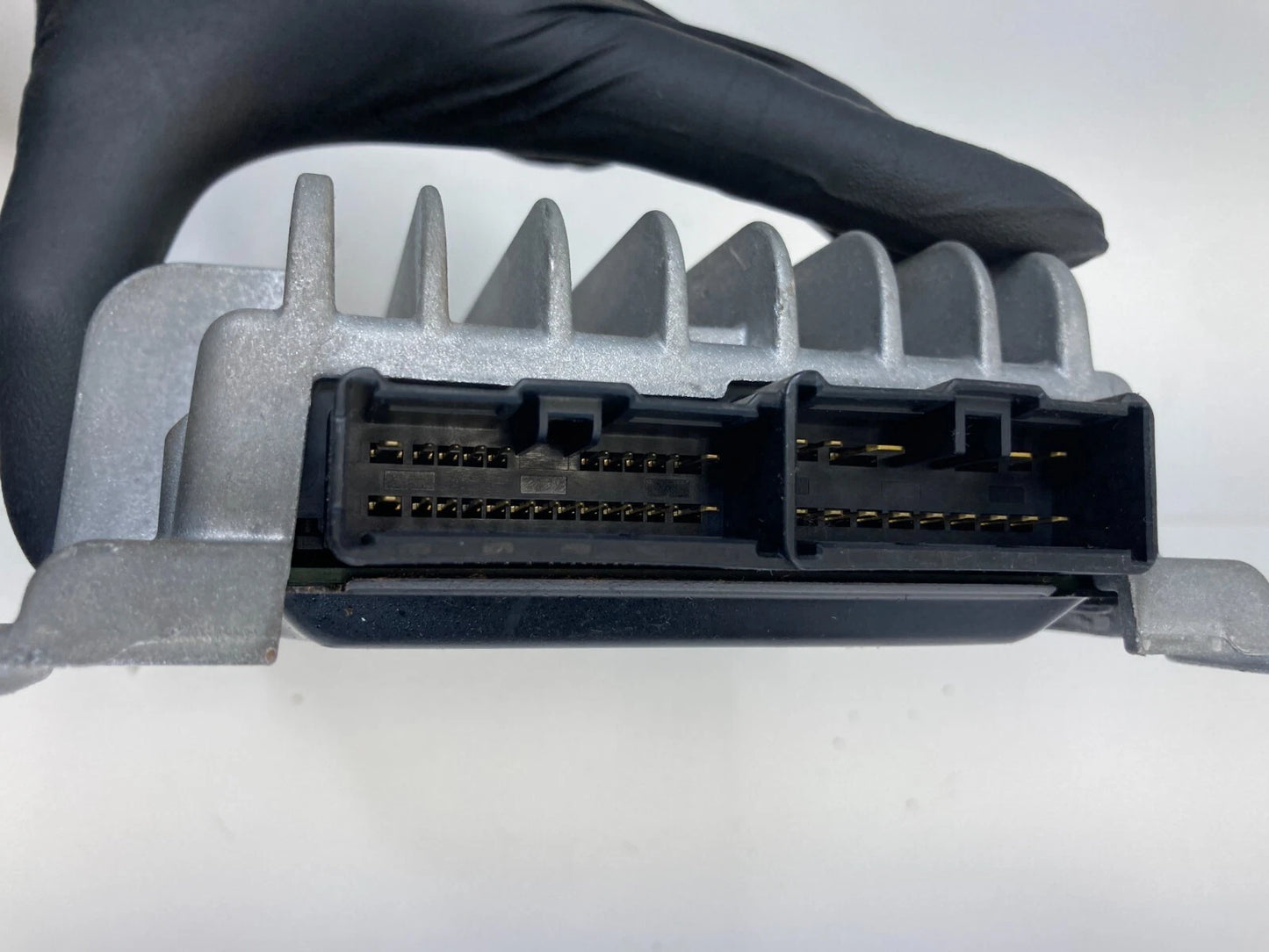 2008-2010 Infiniti QX56 Radio Audio Equipment Sound Amplifier AMP 28060-ZQ30A