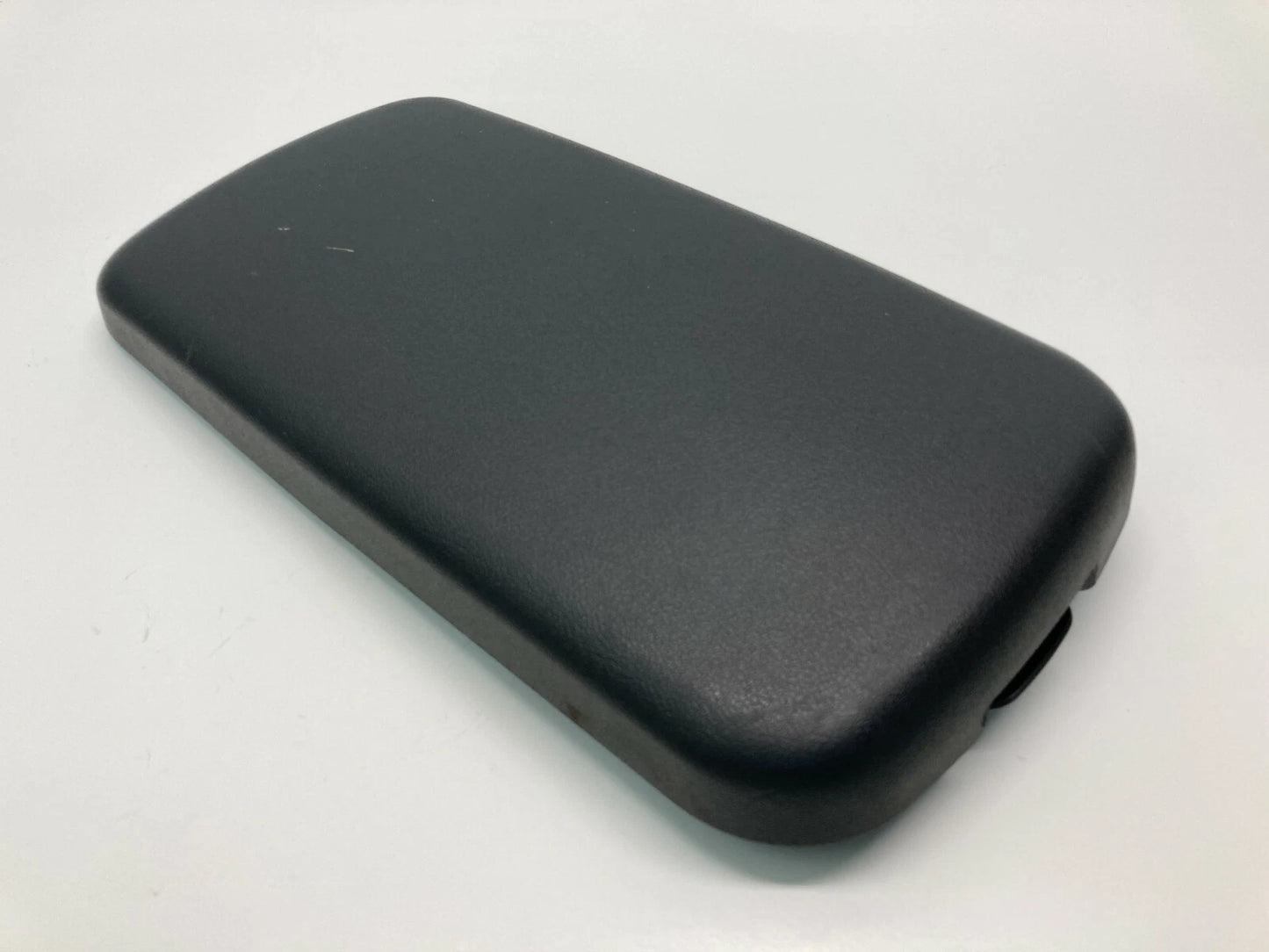 05 06 07 08 09 10 PONTIAC G6 SEDAN CENTER CONSOLE ARM REST ARMREST LID COVER OEM