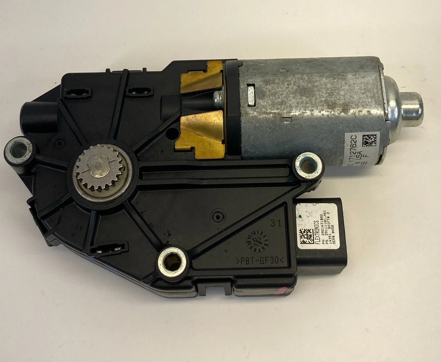 2013-2020 NISSAN PATHFINDER 14-20 QX60 POWER SUNROOF MOTOR B9320-656COEM