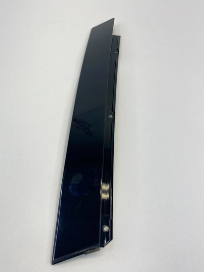 06-12 MERCEDES-BENZ R350 REAR RIGHT OUTER DOOR PILLAR TRIM MOLDING A2516902089