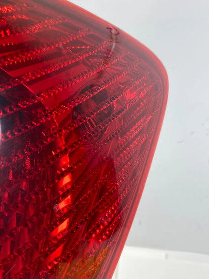 2005-2010 PONTIAC G6 SEDAN PASSENGER RIGHT REAR TAILLIGHT LAMP UNIT 15242808 OEM
