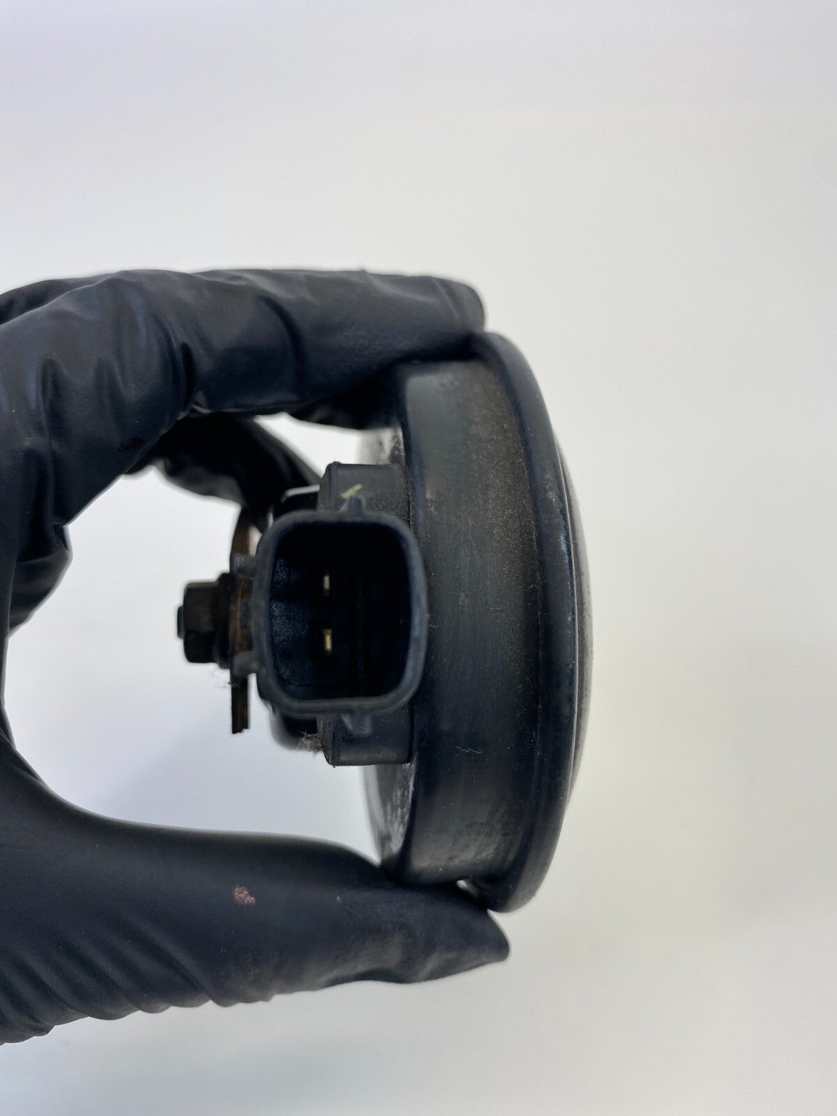 2009-2011 Kia Borrego High Note Horn Tone Signal Alarm Siren 96660-2J000 OEM