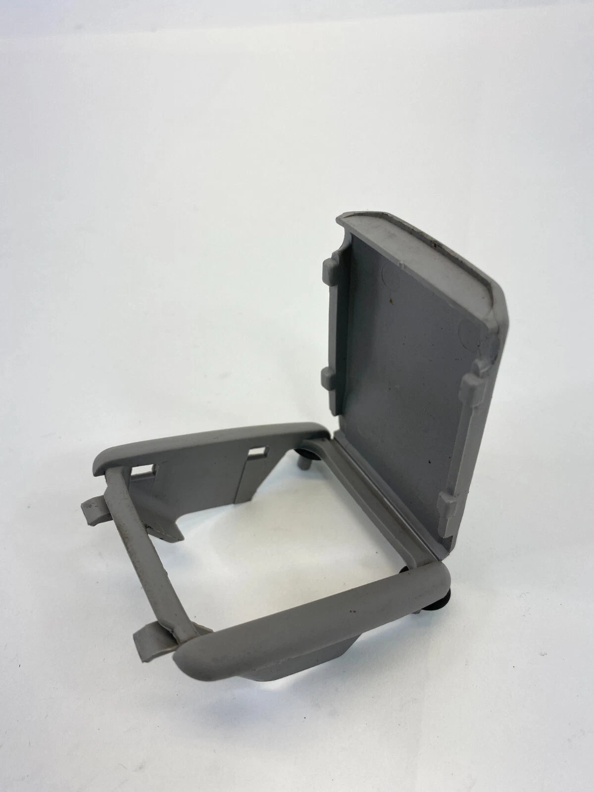 2003-2008 SUBARU FORESTER REAR SEAT ANCHOR CHILD COVER TOP TETHER CAP TRIM