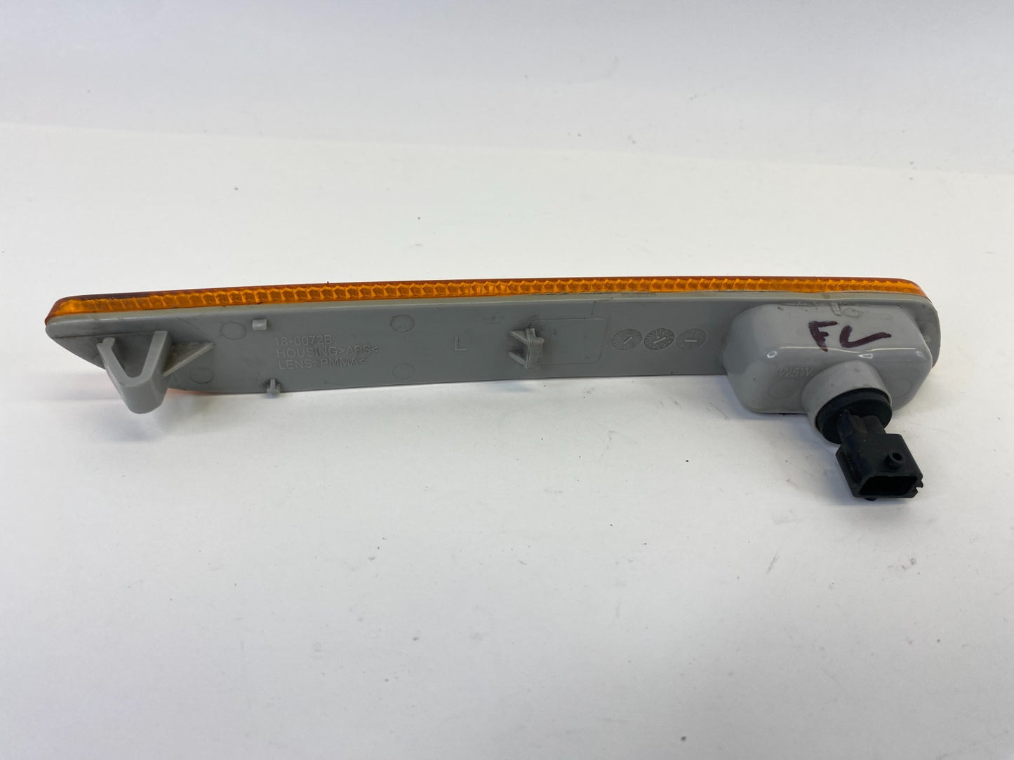 2003-2007 Saab 9-3 SEDAN Front Left Bumper Side Marker Light Lamp *After Market*