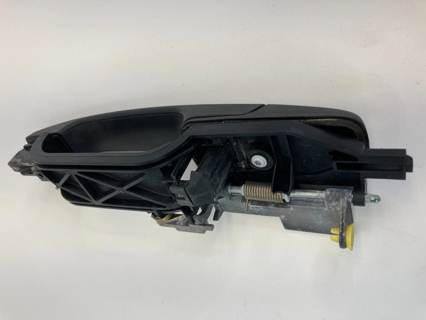 2008-2011 FORD FOCUS REAR LEFT SIDE OUTER EXTERIOR DOOR HANDLE 8S4354266B23 OEM