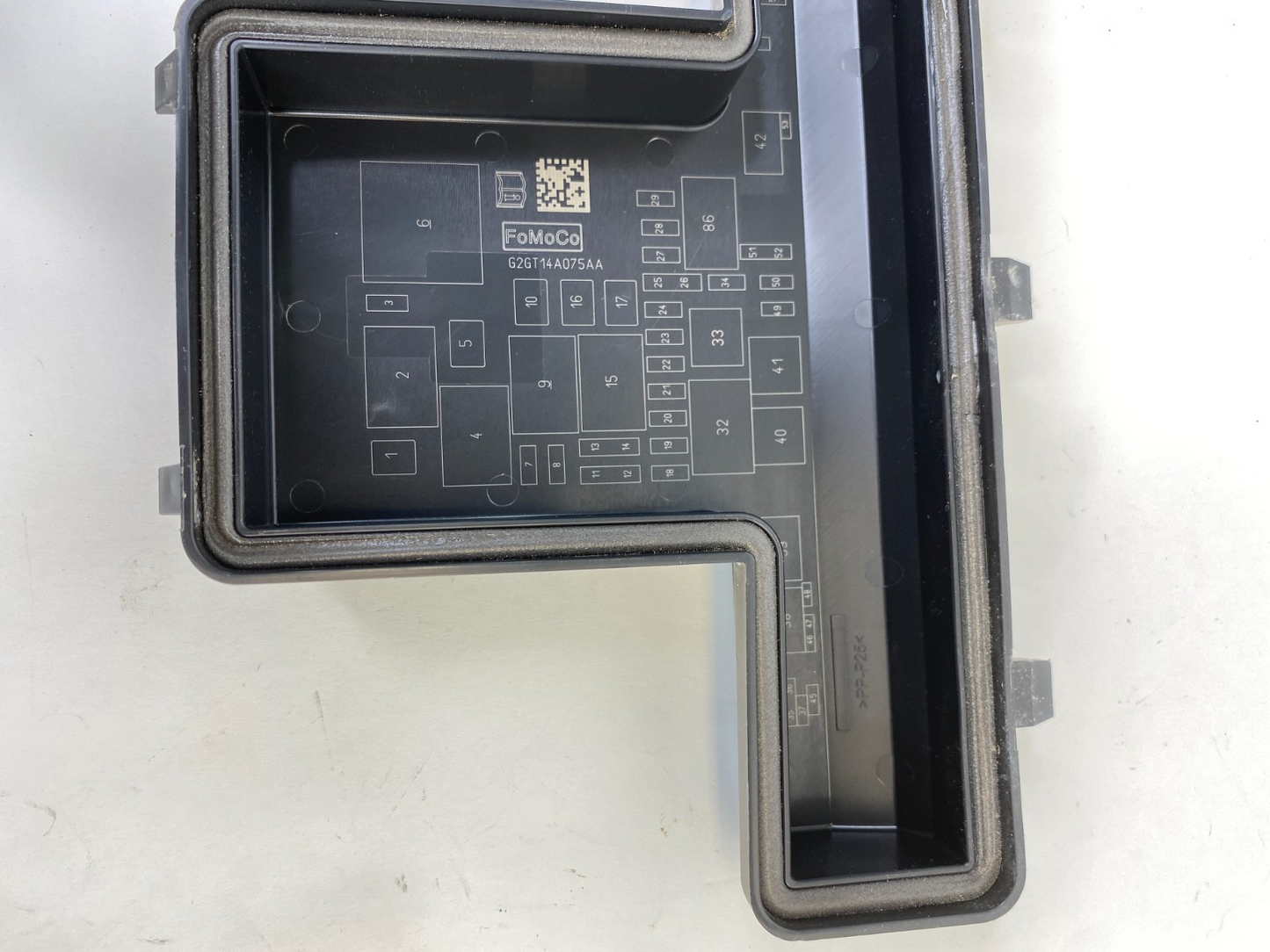 2013-2016 Ford Fusion 1.5L L4 Engine Compartment Fuse Box Lid Cover G2GT14A075AA