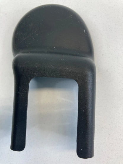 11-16 Hyundai Elantra Front Right Seat Inner Track End Cap Cover 88567-3X000 OEM