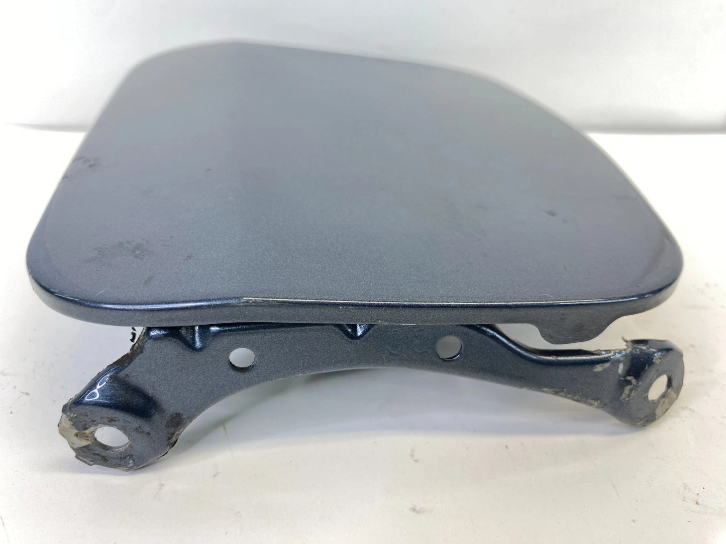 2014-2019 TOYOTA COROLLA SEDAN FUEL FILLER TANK DOOR COVER LID UNIT OEM FACTORY