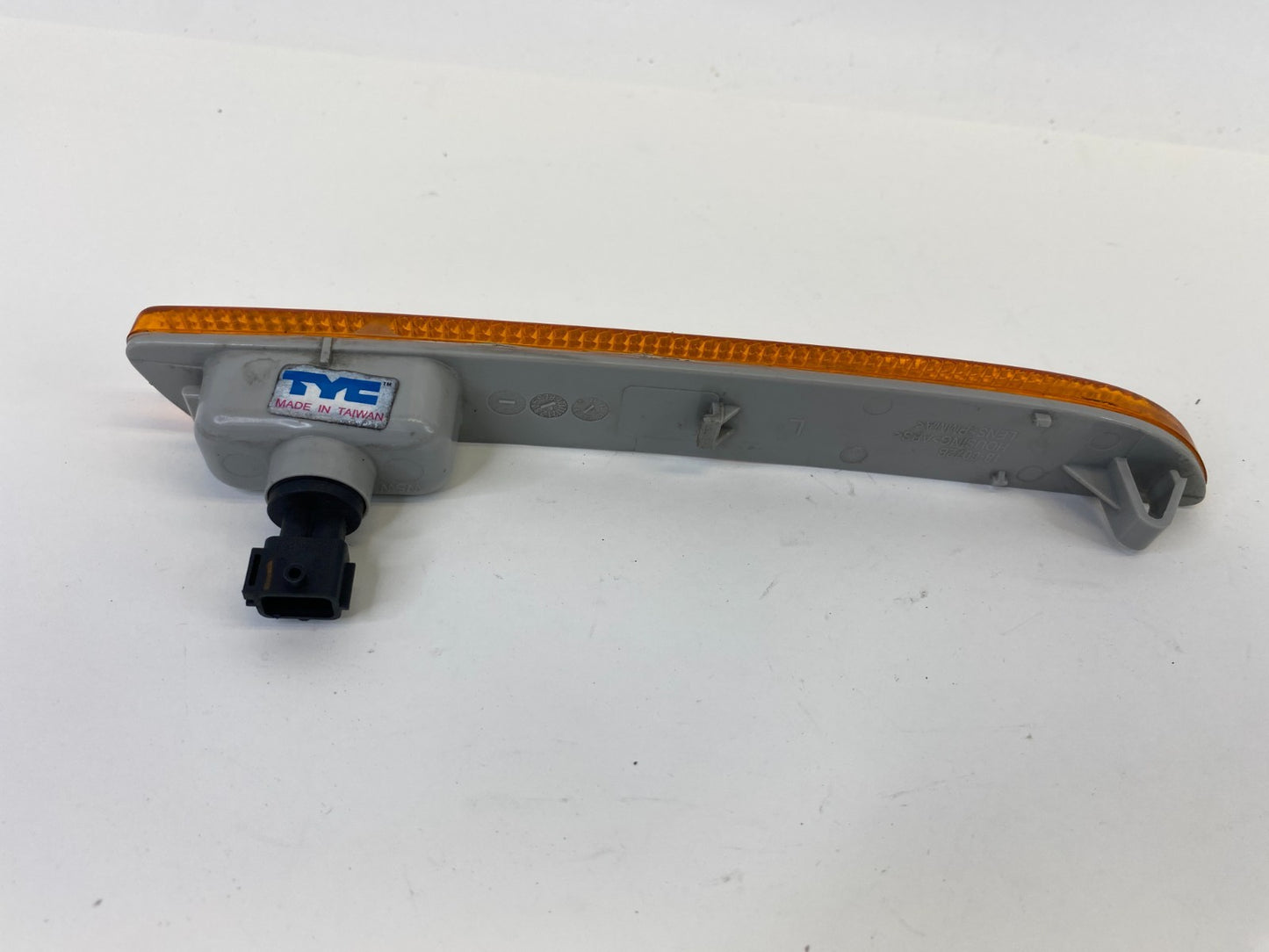 2003-2007 Saab 9-3 SEDAN Front Left Bumper Side Marker Light Lamp *After Market*