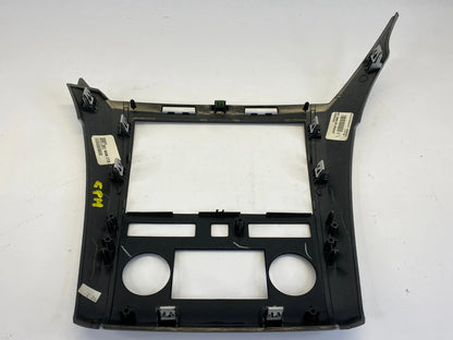 2009-2012 CHEVROLET TRAVERSE DASH RADIO CLIMATE BEZEL COVER TRIM 20989249 OEM