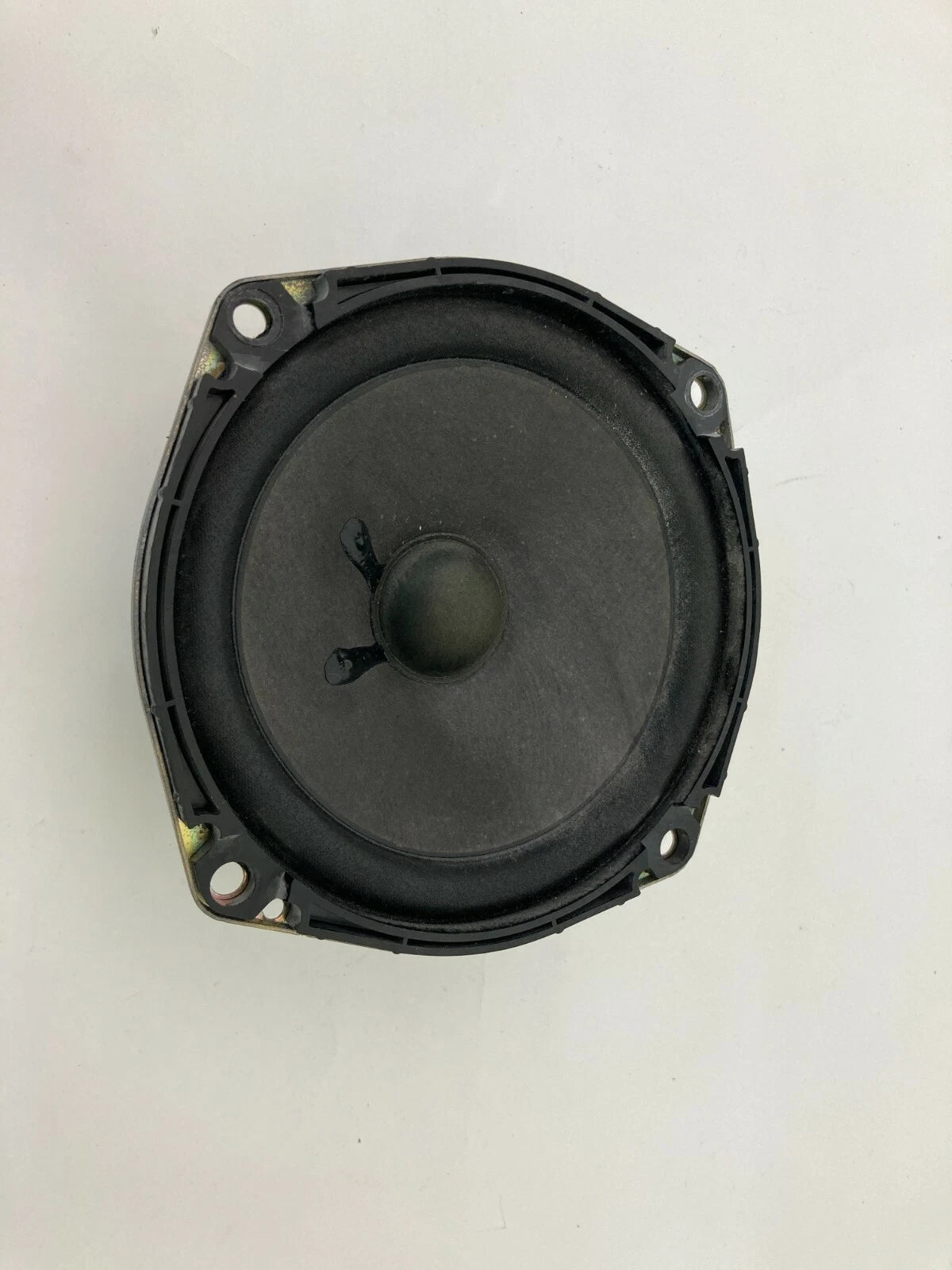 2000-2003 NISSAN MAXIMA REAR LEFT SIDE DOOR SPEAKER ASSEMBLY 281556P100 OEM