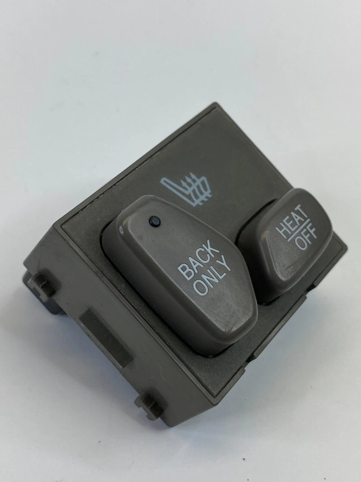 2000-2003 CADILLAC DEVILLE REAR RIGHT SIDE POWER HEATED SEAT SWITCH 25680199