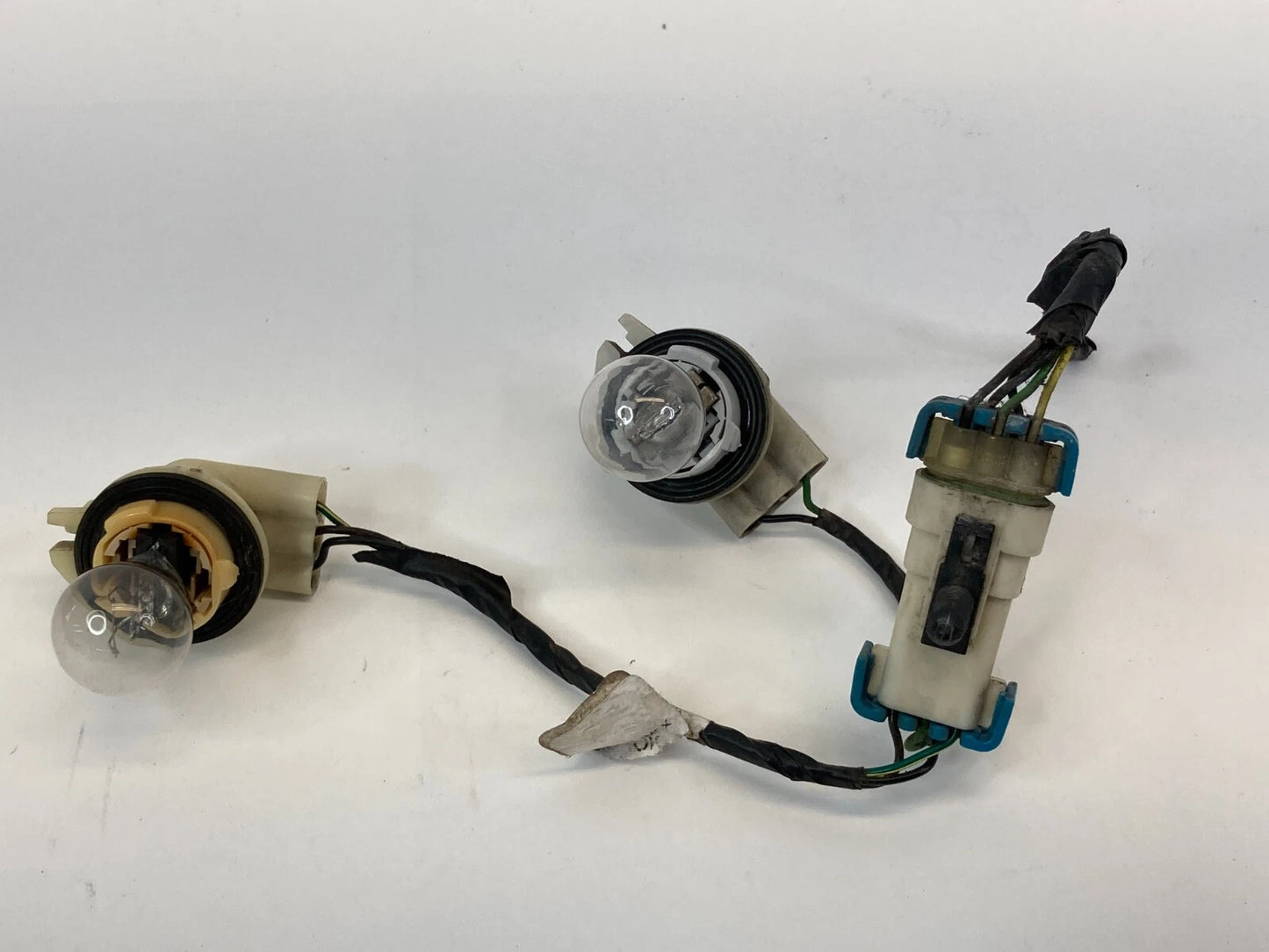 2001-2005 PONTIAC AZTEK REAR LEFT DRIVER TAILLIGHT TAIL LIGHT LAMP HARNESS WIRE