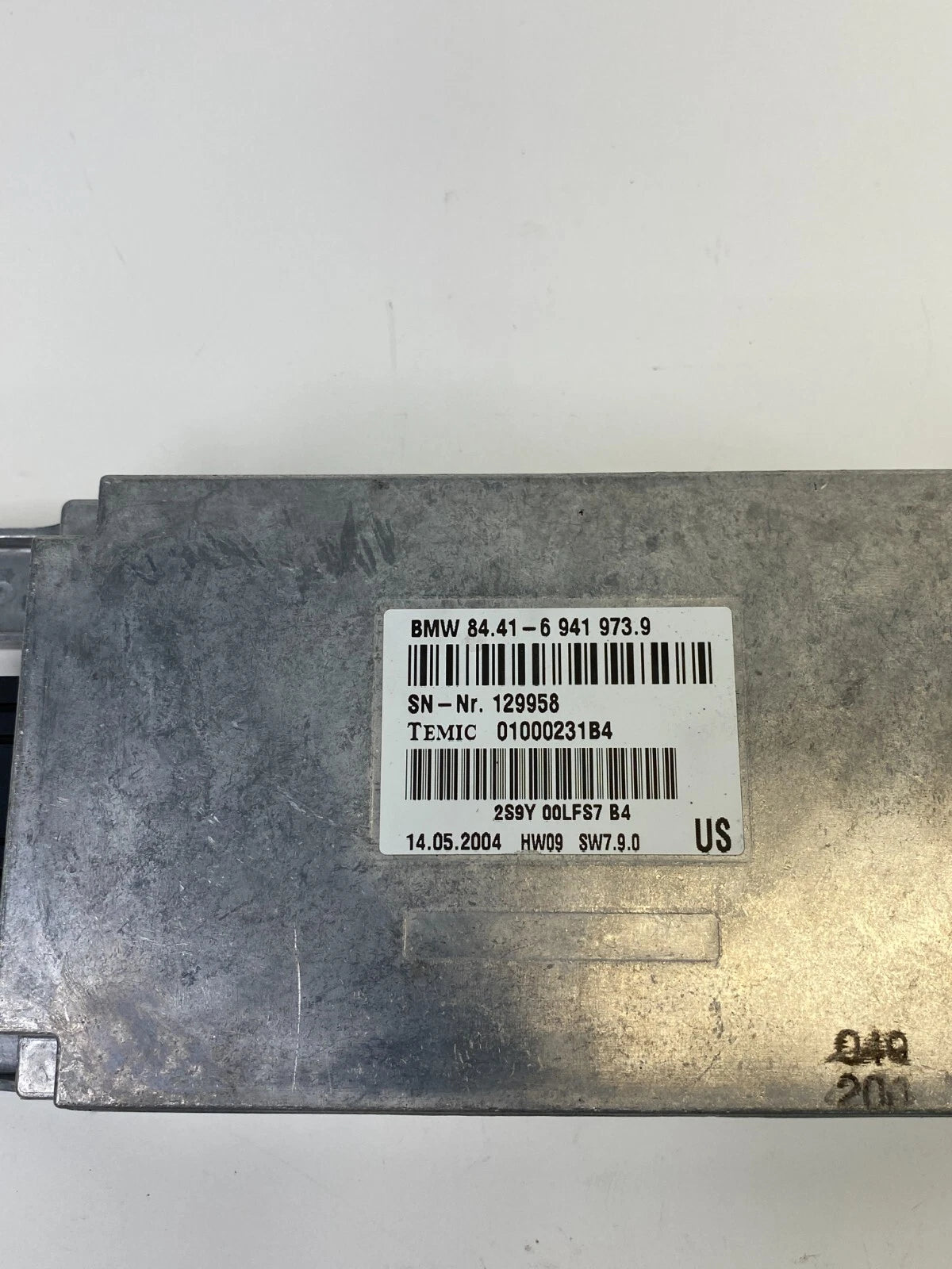 2002-2005 BMW 745I VOICE INPUT COMMUNICATION CONTROL MODULE OEM 84416941973