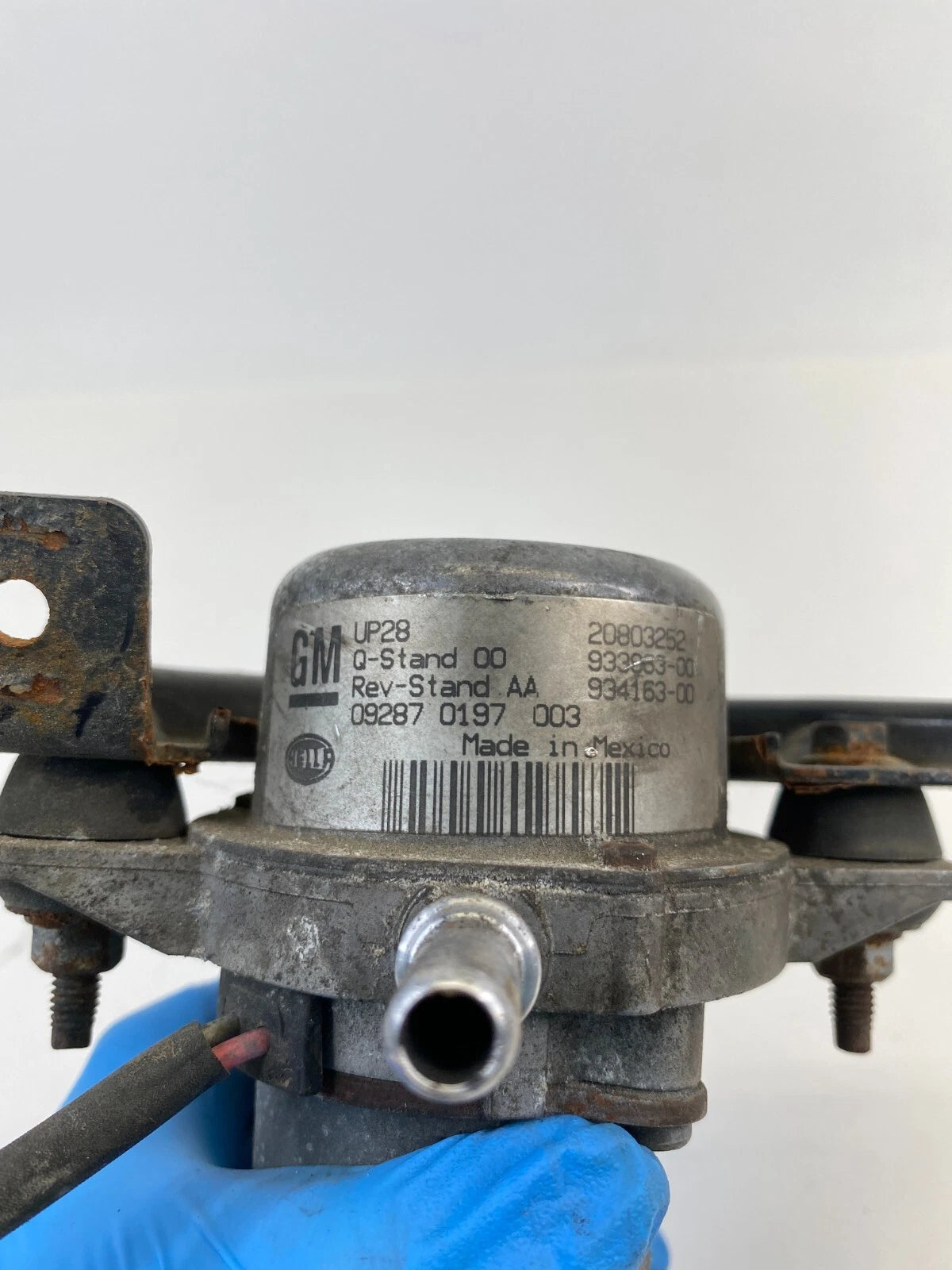 09-17 CHEVROLET TRAVERSE AUXILIARY POWER BRAKE BOOSTER VACUUM PUMP 20803252 OEM