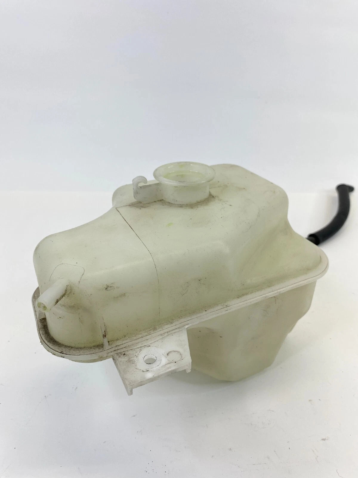 2011-2014 HYUNDAI SONATA ENGINE COOLANT RESERVOIR TANK ASSEMBLY 25430-2T000