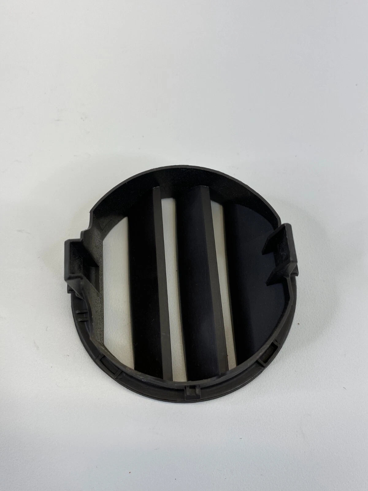 04-08 TOYOTA CAMRY SOLARA UPPER DASH PASSENGER RIGHT AIR VENT GRILLE DEFROSTER