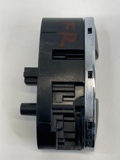 2006 Mercedes-Benz CLS500 Front Right Door Power Window Switch 211-821-13-51