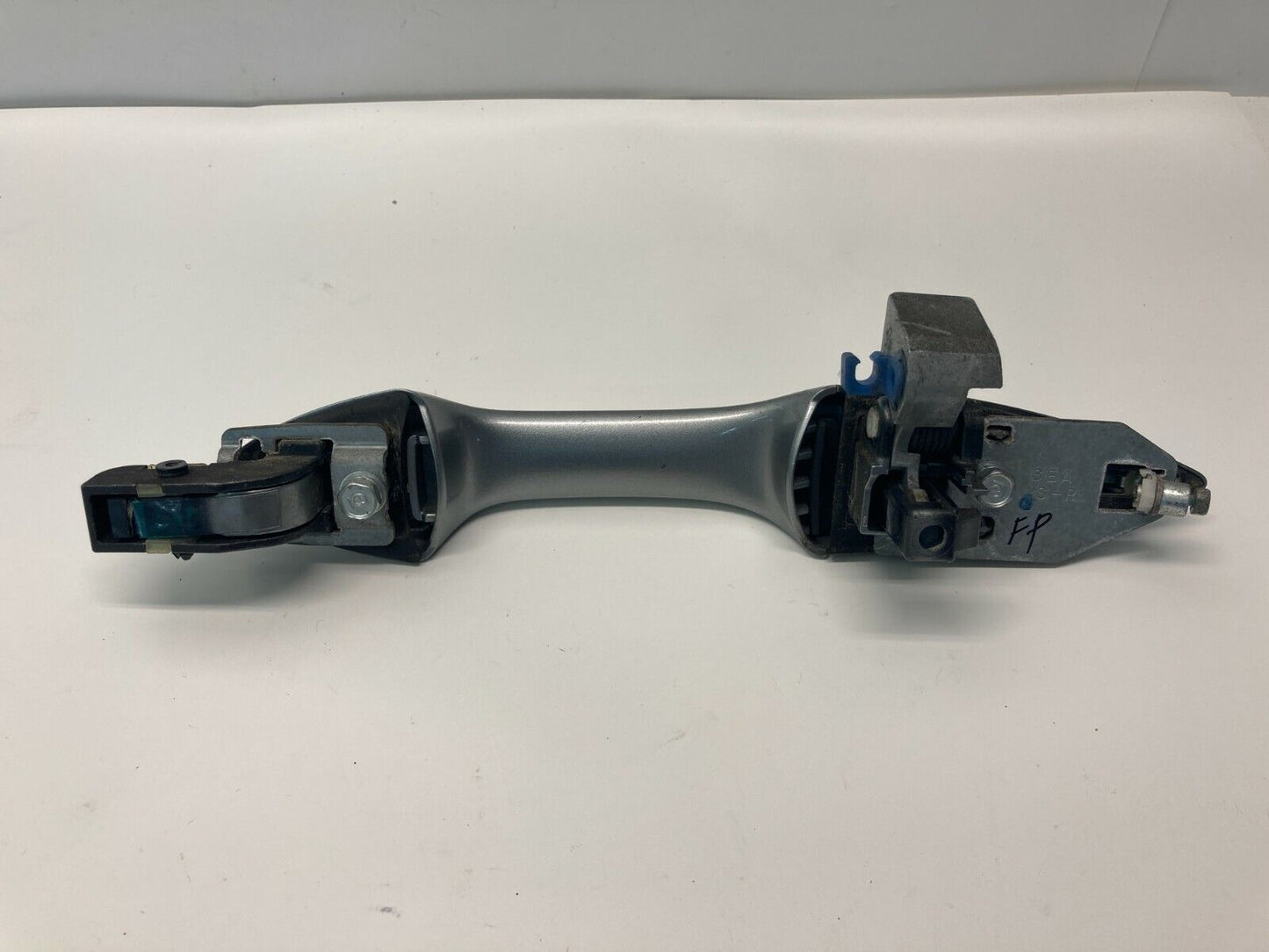 05 06 07 08 09 10 Honda Odyssey Front Right Side Exterior Door Handle RH OEM