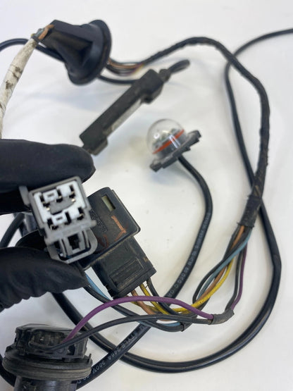 13-15 Ford Police Interceptor Utility Right Tail Light Lamp Socket Wire Harness