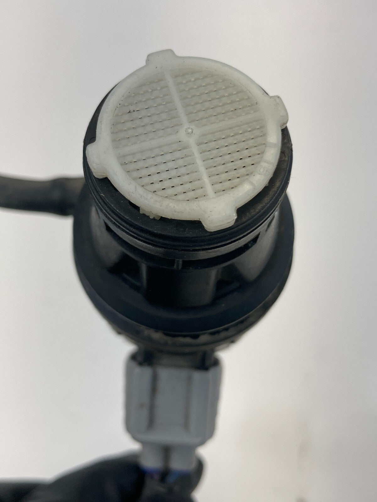 2014-2015 Toyota Prius Rear Back Windshield Washer Pump 85330-60180 OEM