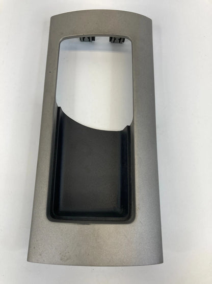 03-06 LINCOLN NAVIGATOR FRONT RIGHT INNER DOOR HANDLE BEZEL COVER 2L7X-782267