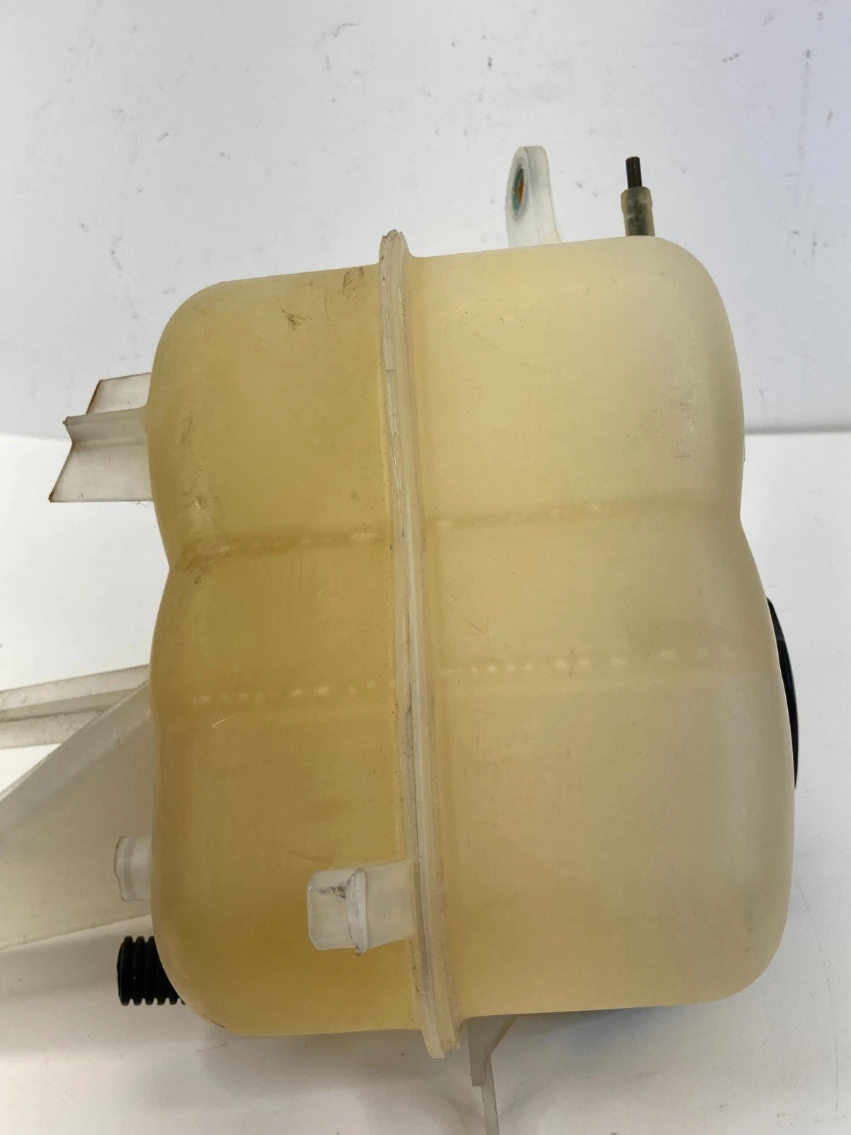 07-11 CADILLAC STS COOLANT EXPANSION TANK OVERFLOW RESERVOIR SURGE BOTTLE OEM