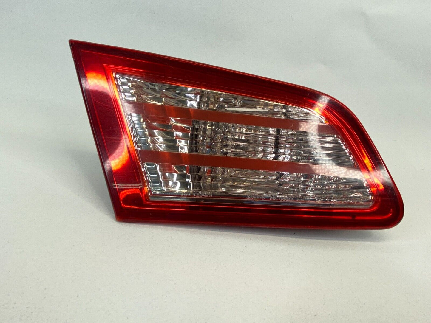 2003 2004 Infiniti G35 Sedan Rear Left Driver Side Tail Light Inner Taillight