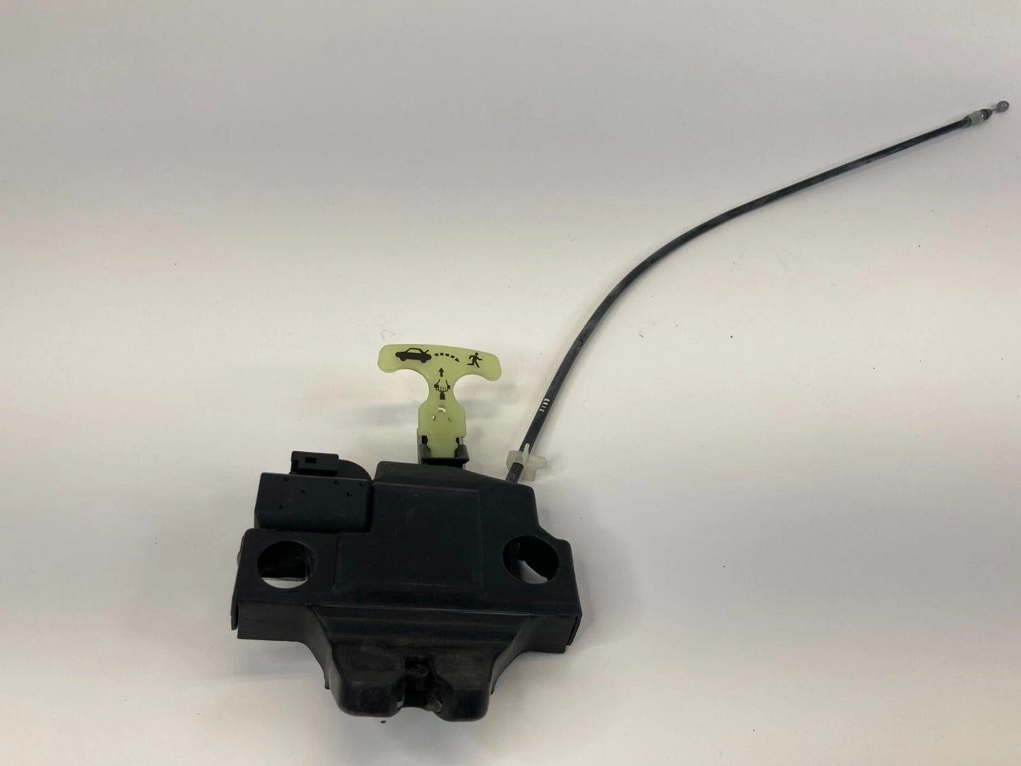 2010-2014 SUBARU LEGACY OUTBACK SEDAN REAR TRUNK LID LOCK LATCH RELEASE ACTUATOR