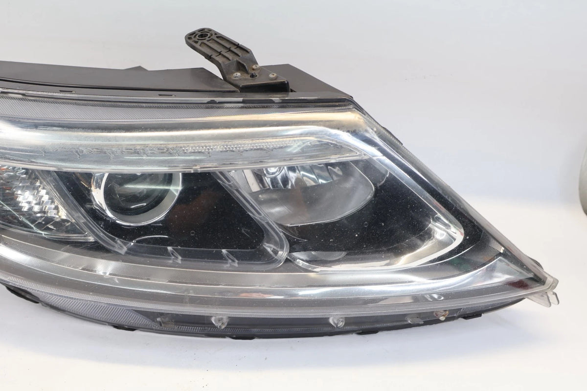 2014 2015 KIA SORENTO RIGHT PASSENGER HEADLIGHT LAMP HALOGEN LED 921021U600 OEM