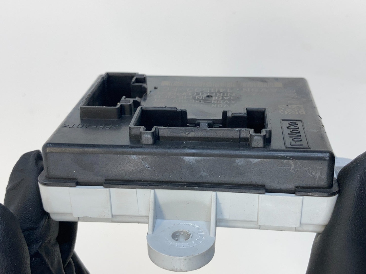 2013-2018 Ford C-MAX Energi Front Right Passenger Side Door Control Module OEM