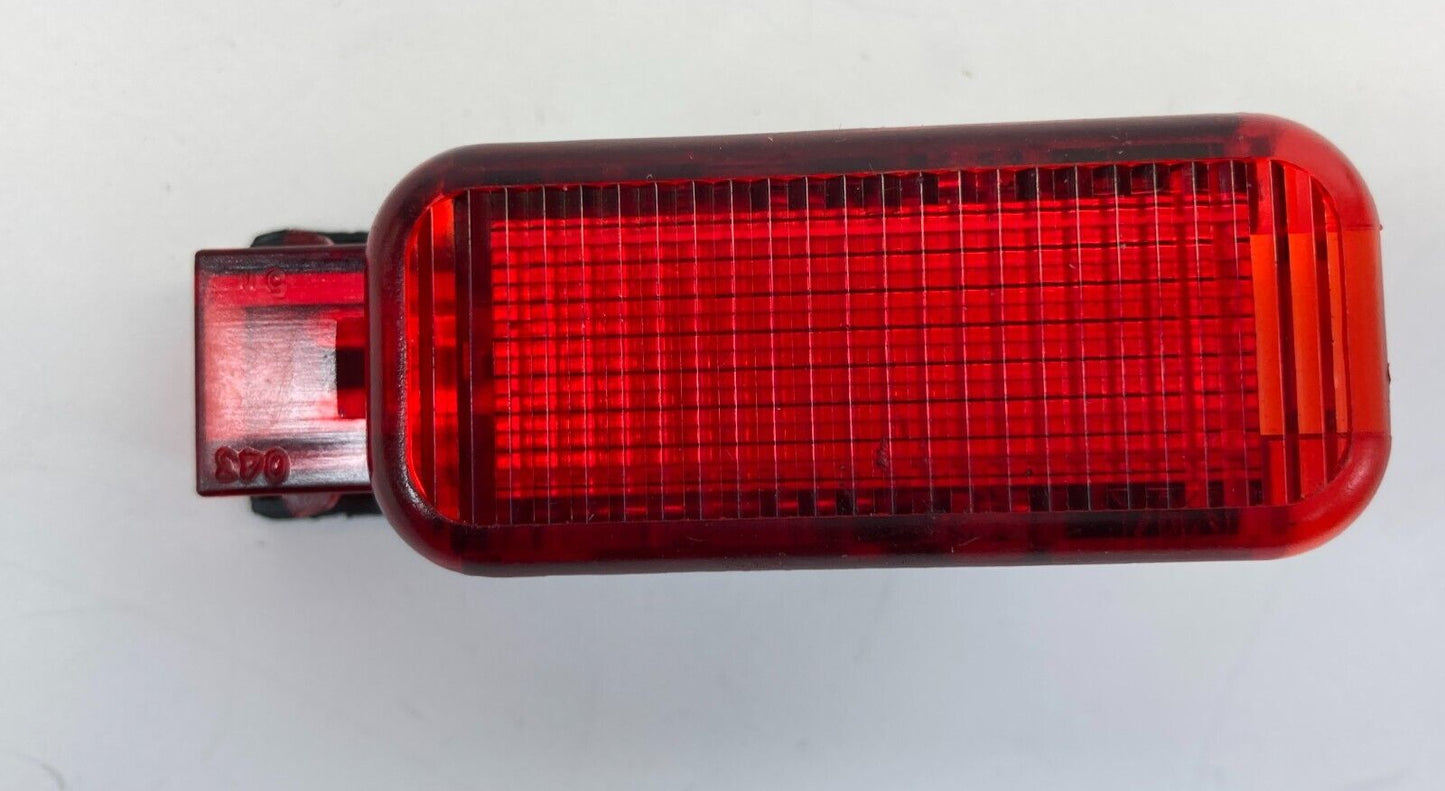 2007-2016 Audi A4 Front Right Side Door Panel Warning Light Lamp Red 6Y0-947-411