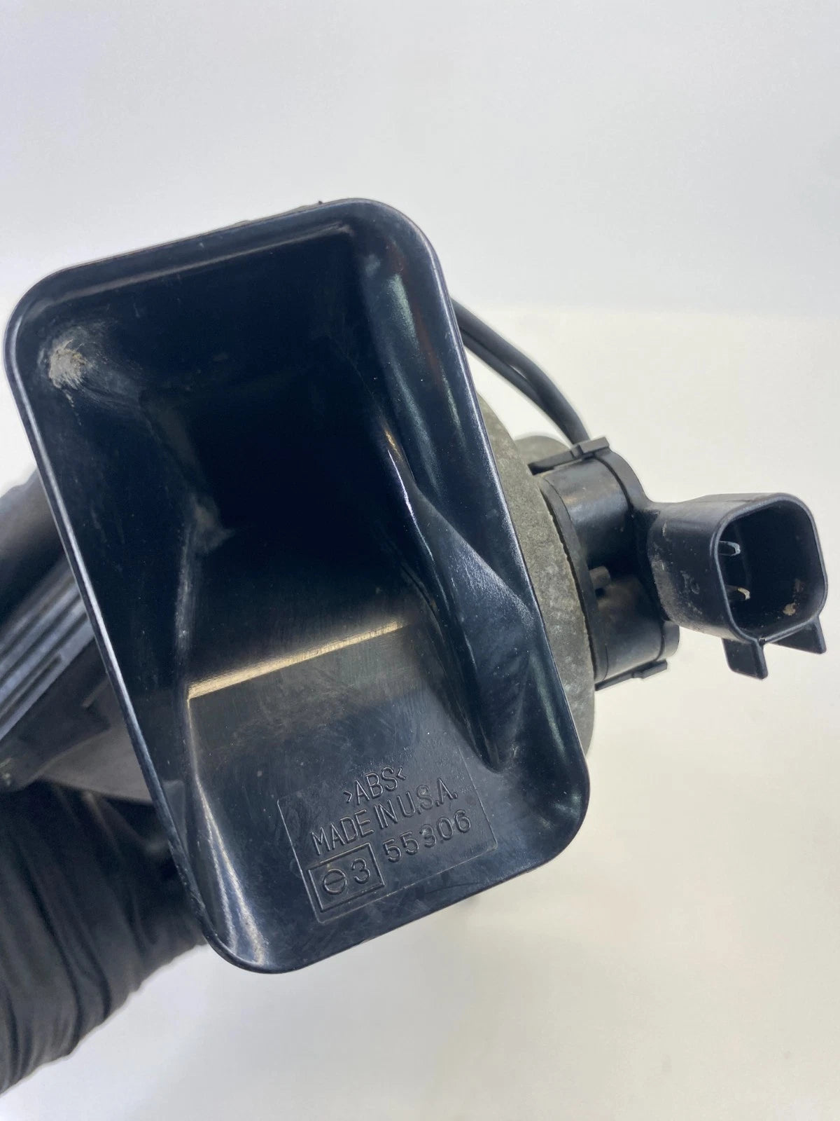 2013-2016 Ford Escape Low & High Tone Horn Pitch Alarm Signal 55806 AM80S OEM