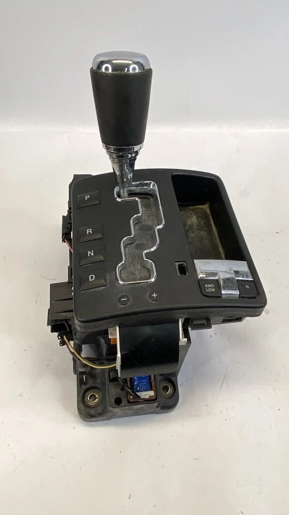 08 09 COMMANDER 08-10 GRAND CHEROKEE 4.7 4WD AUTOMATIC TRANS SHIFTER 52124691AD