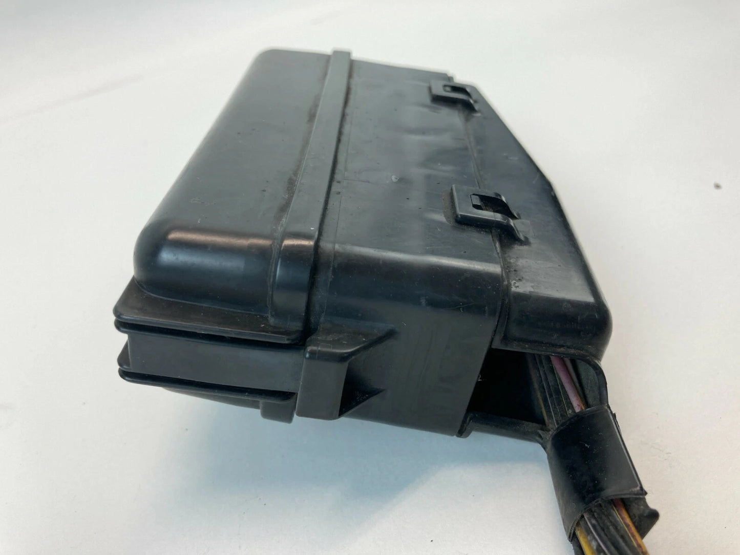 2007 2008 2009 MAZDA CX-7 CX7 FRONT RIGHT PASSENGER FUSE BOX RELAY ASSEMBLY OEM