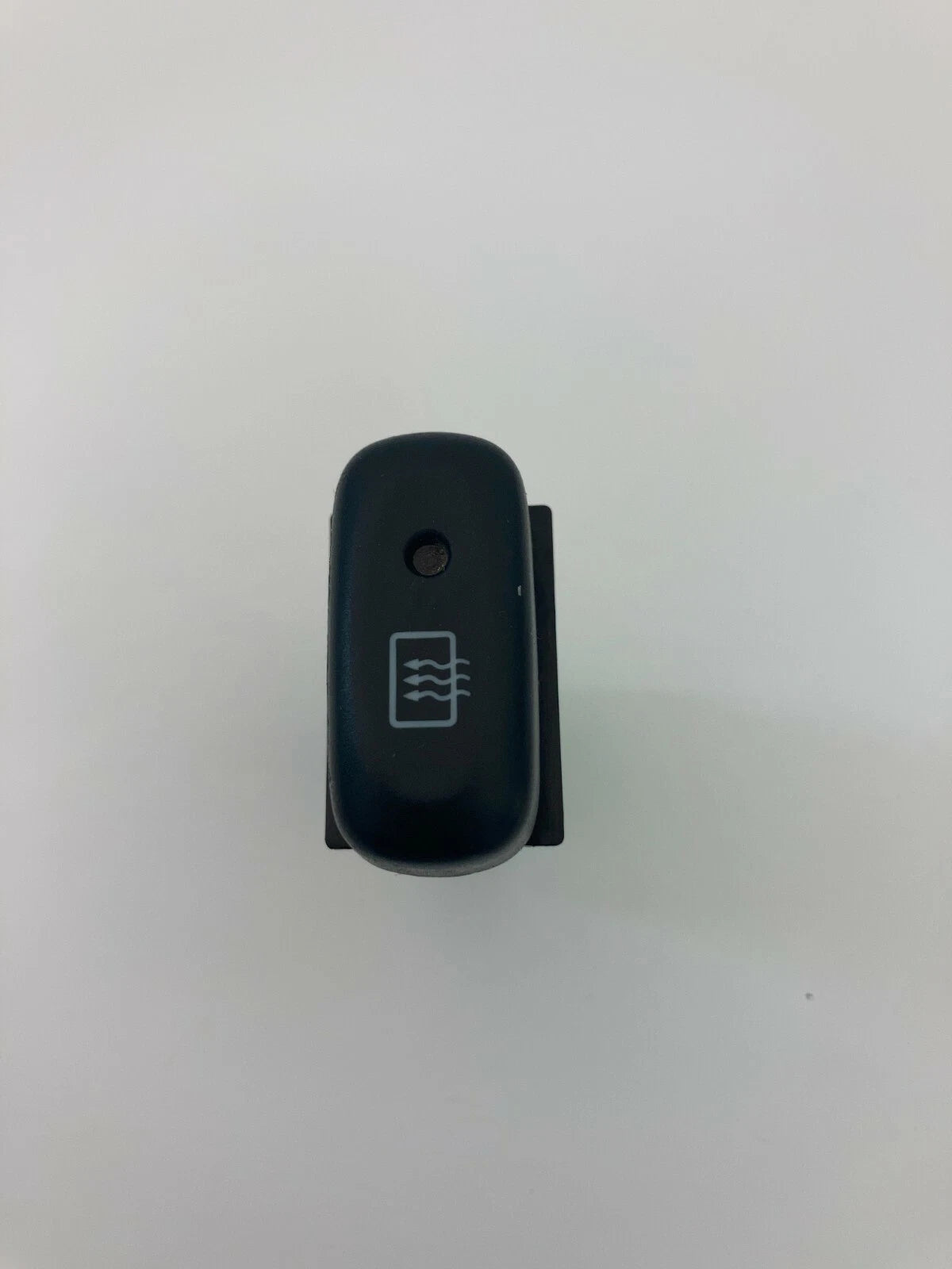 99-04 SUZUKI VITARA 99-02 GRAND VITARA HEATED MIRROR CONTROL SWITCH OEM