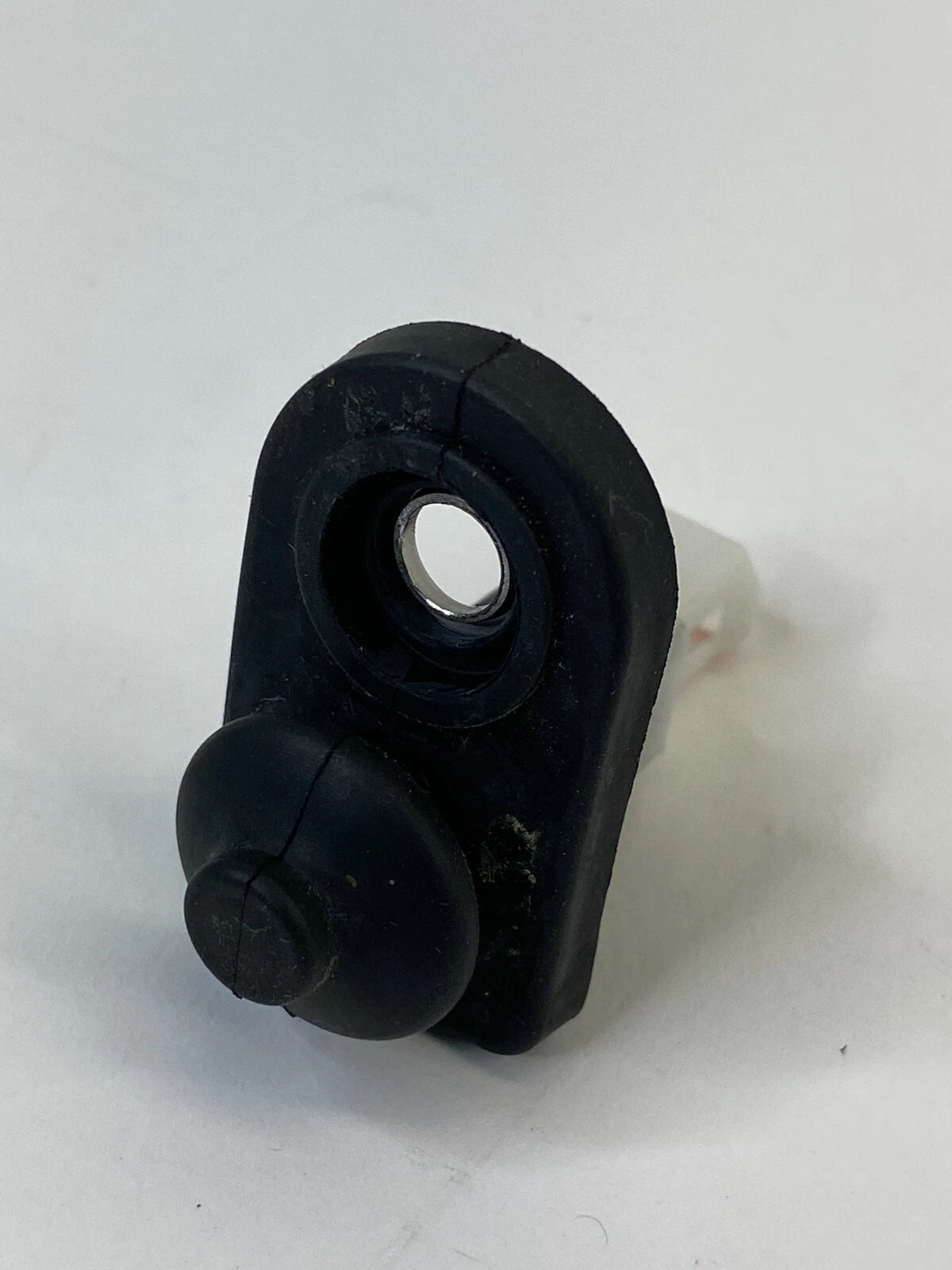 2007-2015 HYUNDAI SONATA FRONT RIGHT SIDE DOOR JAMB AJAR SENSOR SWITCH OEM
