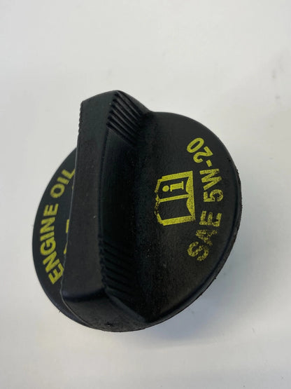 2006-2010 CHRYSLER TOWN & COUNTRY ENGINE OIL FILLER FLUID TANK CAP SAE 5W-20