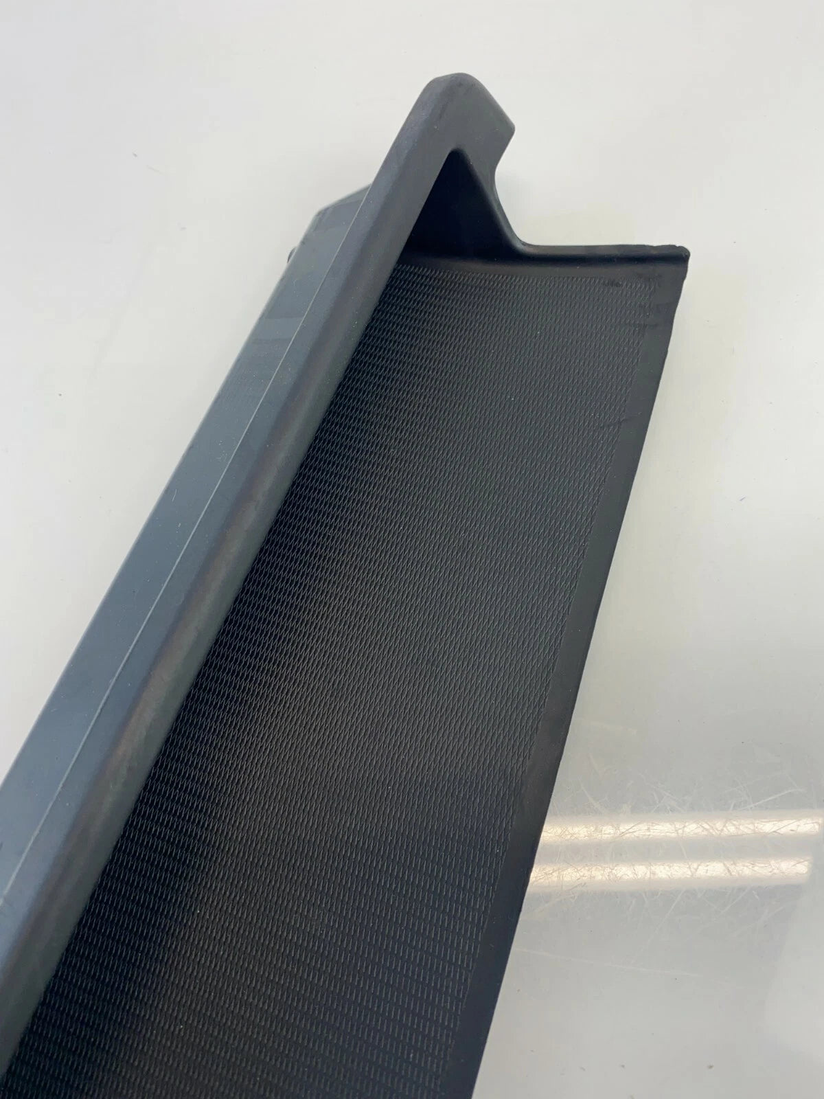2012 12 VOLVO S60 GLOVE BOX INNER MAT STORAGE RUBBER LINER 07059-Z07 OEM