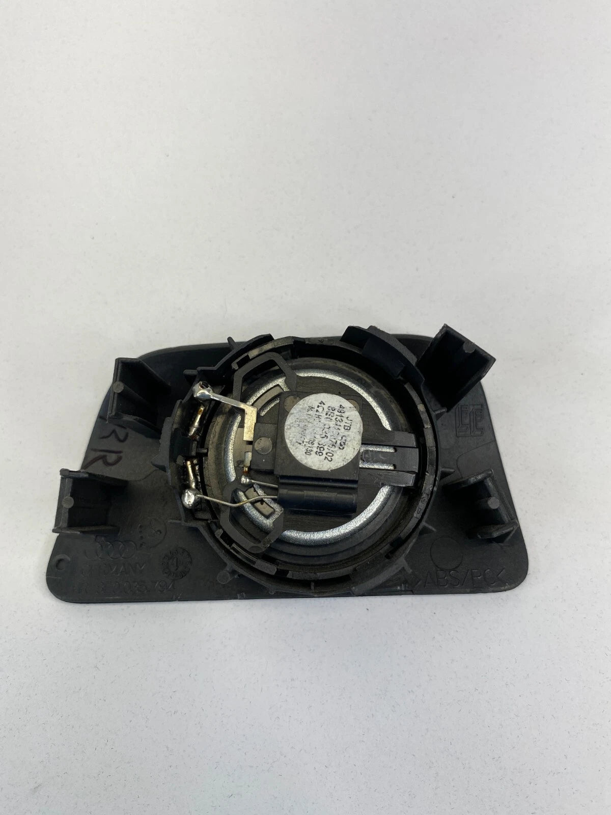 2002-2008 AUDI A4 QUATTRO 04-08 AUDI S4 REAR RIGHT DOOR SPEAKER TWEETER W/COVER