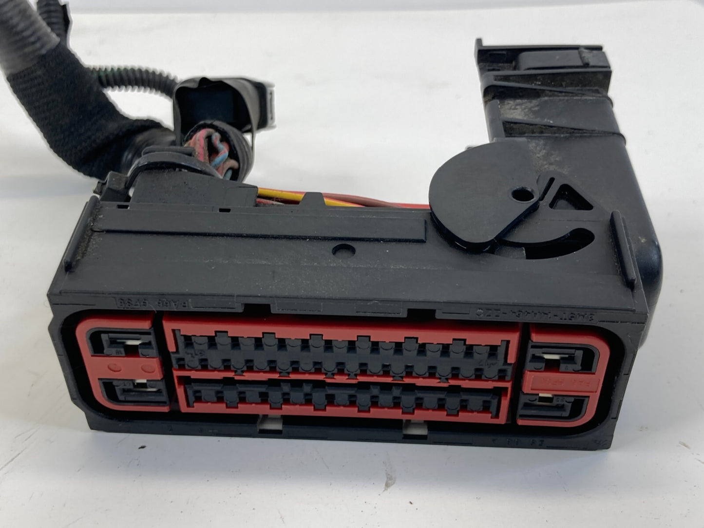 2004-2007 Volvo S40 FWD 2.4L AT ABS Anti Lock Brake Pump Plug Socket Cable OEM