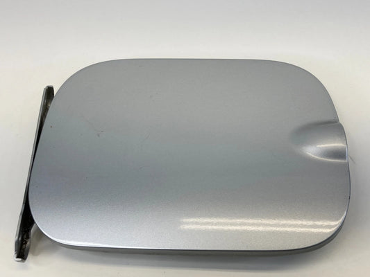 08 09 10 11 12 13 NISSAN ROGUE 2.5L 16V FUEL FILLER DOOR GAS LID TOP COVER OEM