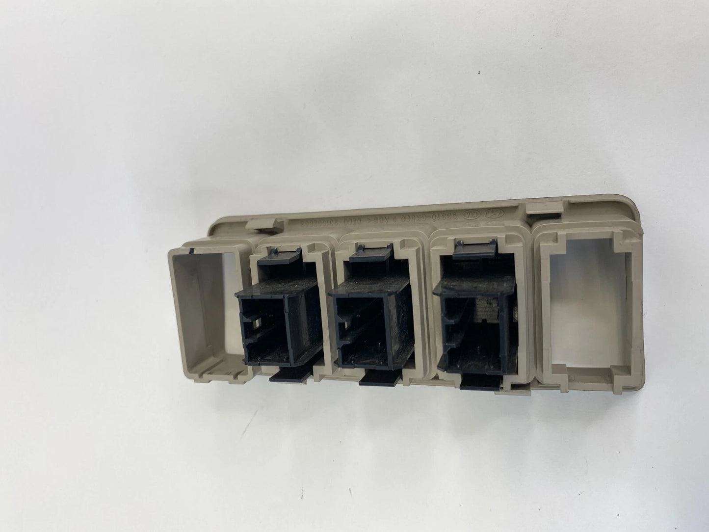 2006 2007 2008 HYUNDAI SONATA DIMMER LIGHT SWITCH COVER BEZEL TRIM 93300-3K520