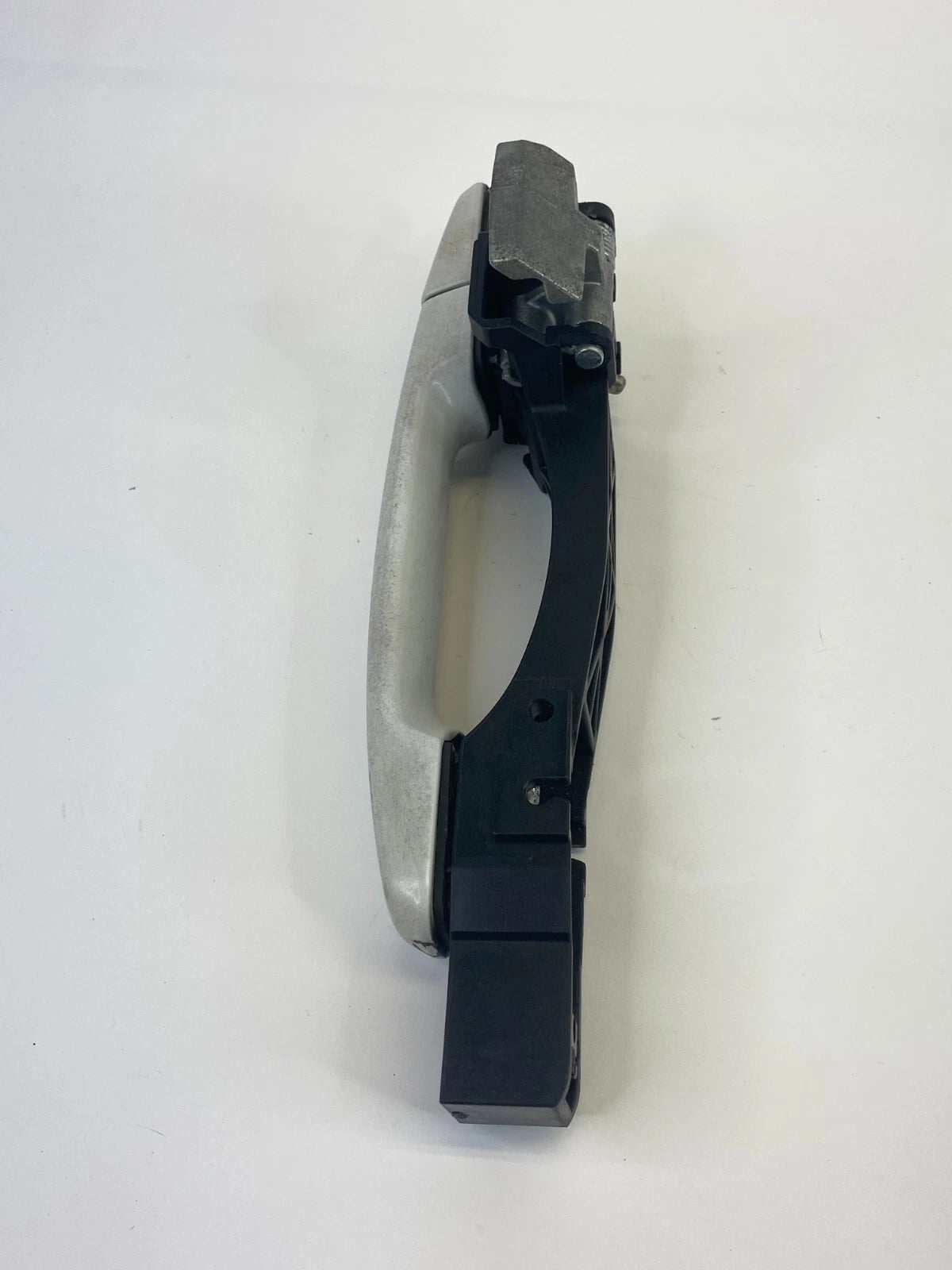 2010 2011 2012 NISSAN SENTRA SEDAN REAR RIGHT EXTERIOR DOOR HANDLE OEM