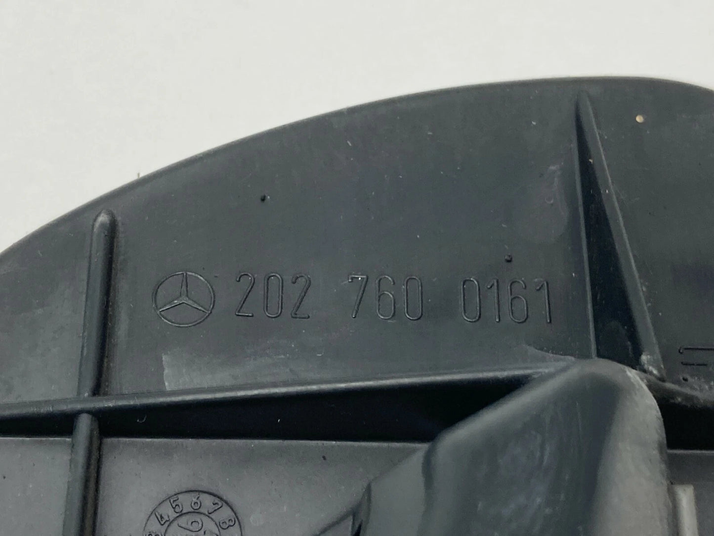 94-97 MERCEDES-BENZ C 280 REAR LEFT INTERIOR DOOR HANDLE ASSEMBLY 2027600161 OEM